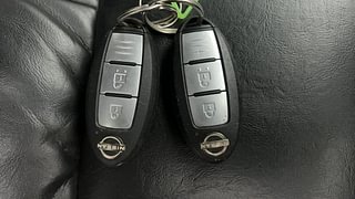Used 2021 Nissan Magnite XV Turbo Dual Tone Petrol Manual extra CAR KEY VIEW