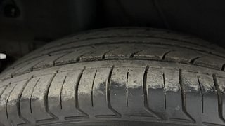 Used 2019 Hyundai Venue [2019-2022] SX Plus 1.0 Turbo DCT Petrol Automatic tyres RIGHT REAR TYRE TREAD VIEW