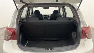 Used 2013 Hyundai Grand i10 Sportz 1.2 Kappa VTVT Petrol Manual interior DICKY INSIDE VIEW