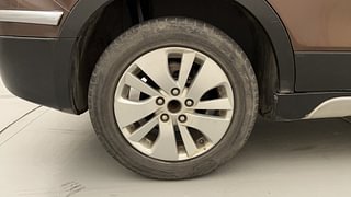 Used 2016 Maruti Suzuki S-Cross [2015-2017] Zeta 1.6 Diesel Manual tyres RIGHT REAR TYRE RIM VIEW