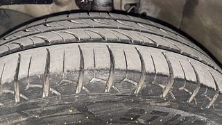 Used 2013 Honda Amaze [2013-2016] 1.2 VX i-VTEC Petrol Manual tyres LEFT FRONT TYRE TREAD VIEW