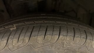 Used 2016 Maruti Suzuki S-Cross [2015-2017] Zeta 1.6 Diesel Manual tyres RIGHT FRONT TYRE TREAD VIEW