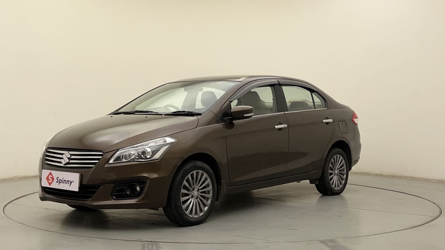 LEFT FRONT CORNER VIEW