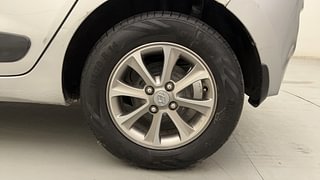 Used 2017 Hyundai Grand i10 [2013-2017] Asta (O) AT 1.2 kappa VTVT Petrol Automatic tyres LEFT REAR TYRE RIM VIEW