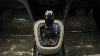 Used 2017 Hyundai Grand i10 [2013-2017] Asta (O) AT 1.2 kappa VTVT Petrol Automatic interior GEAR  KNOB VIEW