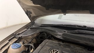 Used 2016 volkswagen Vento 1.5L Highline Diesel AT Diesel Automatic engine ENGINE RIGHT SIDE HINGE & APRON VIEW