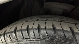 Used 2013 Hyundai i20 [2012-2014] Sportz 1.2 Petrol Manual tyres RIGHT FRONT TYRE TREAD VIEW