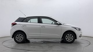 Used 2017 Hyundai Elite i20 [2014-2018] Sportz 1.2 Petrol Manual exterior RIGHT SIDE VIEW