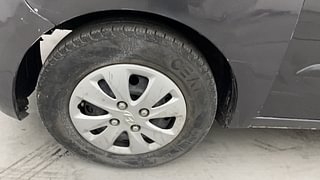 Used 2011 Hyundai i10 Sportz 1.2 Kappa2 Petrol Manual tyres LEFT FRONT TYRE RIM VIEW