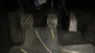 Used 2017 Maruti Suzuki Baleno [2015-2019] Delta Petrol Petrol Manual interior PEDALS VIEW