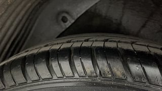 Used 2013 Hyundai i20 [2012-2014] Sportz 1.2 Petrol Manual tyres RIGHT REAR TYRE TREAD VIEW