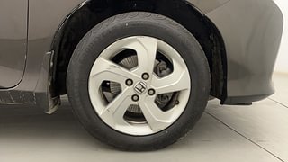Used 2014 Honda City [2014-2017] VX Petrol Manual tyres RIGHT FRONT TYRE RIM VIEW