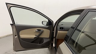 Used 2016 volkswagen Vento 1.5L Highline Diesel AT Diesel Automatic interior LEFT FRONT DOOR OPEN VIEW