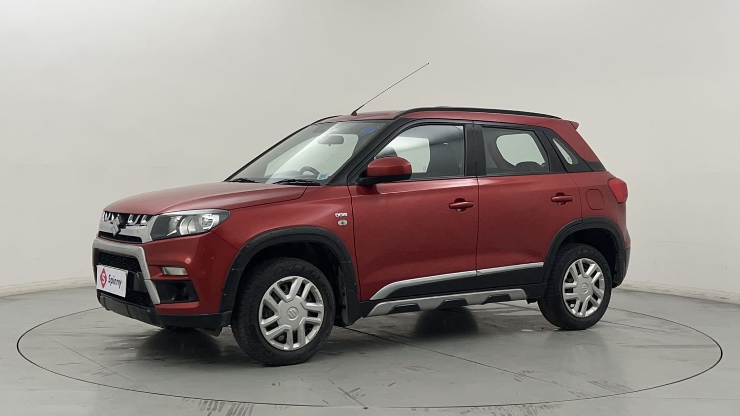 LEFT FRONT CORNER VIEW