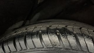 Used 2013 Hyundai i20 [2012-2014] Sportz 1.2 Petrol Manual tyres LEFT REAR TYRE TREAD VIEW