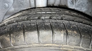 Used 2017 Hyundai Elite i20 [2014-2018] Sportz 1.2 Petrol Manual tyres RIGHT REAR TYRE TREAD VIEW