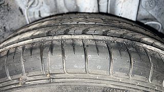 Used 2017 Hyundai Elite i20 [2014-2018] Sportz 1.2 Petrol Manual tyres LEFT REAR TYRE TREAD VIEW