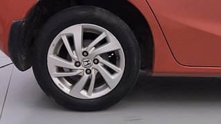 Used 2015 honda Jazz VX Petrol Manual tyres RIGHT REAR TYRE RIM VIEW