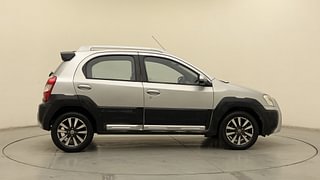 Used 2015 Toyota Etios Cross [2014-2020] 1.4 VD Diesel Manual exterior RIGHT SIDE VIEW