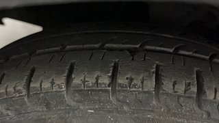 Used 2011 Hyundai i10 Sportz 1.2 Kappa2 Petrol Manual tyres LEFT FRONT TYRE TREAD VIEW