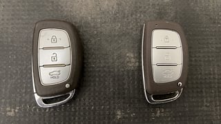 Used 2017 Hyundai Grand i10 [2013-2017] Asta (O) AT 1.2 kappa VTVT Petrol Automatic extra CAR KEY VIEW