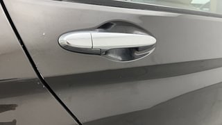 Used 2014 Honda City [2014-2017] VX Petrol Manual dents MINOR SCRATCH