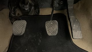 Used 2014 Honda City [2014-2017] VX Petrol Manual interior PEDALS VIEW