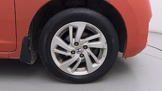 Used 2015 honda Jazz VX Petrol Manual tyres RIGHT FRONT TYRE RIM VIEW