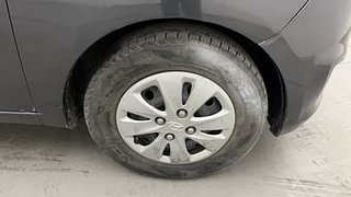 Used 2011 Hyundai i10 Sportz 1.2 Kappa2 Petrol Manual tyres RIGHT FRONT TYRE RIM VIEW