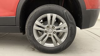 Used 2016 maruti-suzuki Vitara Brezza ZDI PLUS Dual Tone Diesel Manual tyres LEFT REAR TYRE RIM VIEW