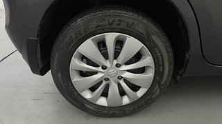 Used 2017 Maruti Suzuki Baleno [2015-2019] Delta Petrol Petrol Manual tyres RIGHT REAR TYRE RIM VIEW