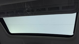 Used 2022 tata Nexon XZA Plus (O) AMT Petrol Automatic top_features Sunroof