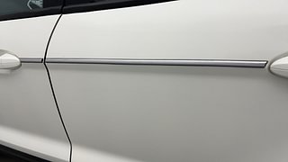 Used 2013 Ford EcoSport [2013-2015] Titanium 1.0L Ecoboost Petrol Manual dents MINOR SCRATCH