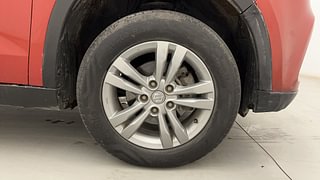 Used 2016 maruti-suzuki Vitara Brezza ZDI PLUS Dual Tone Diesel Manual tyres RIGHT FRONT TYRE RIM VIEW