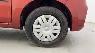 Used 2020 Maruti Suzuki Alto 800 VXi Petrol Manual tyres RIGHT FRONT TYRE RIM VIEW