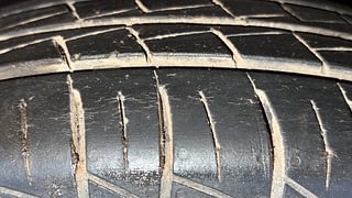 Used 2020 Maruti Suzuki Alto 800 VXi Petrol Manual tyres RIGHT FRONT TYRE TREAD VIEW
