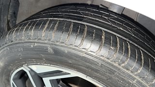 Used 2023 Hyundai i20 N Line N8 1.0 Turbo DCT Petrol Automatic tyres RIGHT FRONT TYRE TREAD VIEW