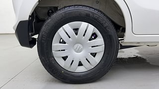 Used 2021 Maruti Suzuki Alto 800 LXi Petrol Manual tyres RIGHT REAR TYRE RIM VIEW