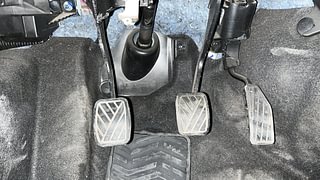 Used 2022 Maruti Suzuki Ignis Zeta MT Petrol Petrol Manual interior PEDALS VIEW