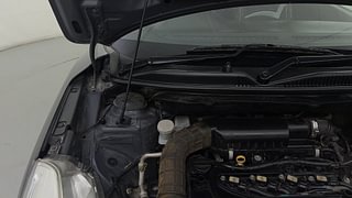 Used 2017 Maruti Suzuki Baleno [2015-2019] Delta Petrol Petrol Manual engine ENGINE RIGHT SIDE HINGE & APRON VIEW
