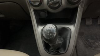 Used 2010 Hyundai i10 [2010-2016] Magna 1.2 Petrol Petrol Manual interior GEAR  KNOB VIEW