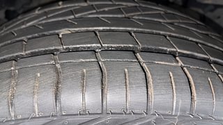 Used 2022 tata Nexon XZA Plus (O) AMT Petrol Automatic tyres RIGHT FRONT TYRE TREAD VIEW