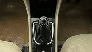 Used 2016 Maruti Suzuki Ciaz [2014-2017] VXi+ Petrol Manual interior GEAR  KNOB VIEW
