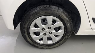 Used 2015 Hyundai Elite i20 [2014-2018] Magna 1.2 Petrol Manual tyres RIGHT REAR TYRE RIM VIEW