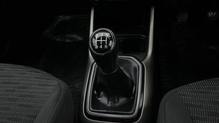 Used 2019 Maruti Suzuki Ignis [2017-2020] Delta MT Petrol Petrol Manual interior GEAR  KNOB VIEW