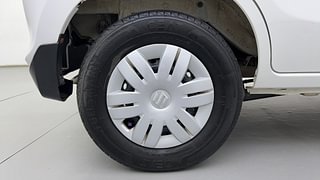 Used 2022 Maruti Suzuki Alto 800 LXi (O) Petrol Manual tyres RIGHT REAR TYRE RIM VIEW