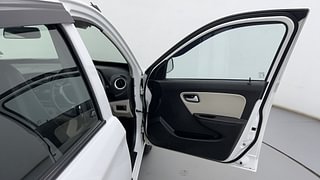 Used 2022 Maruti Suzuki Alto 800 LXi (O) Petrol Manual interior RIGHT FRONT DOOR OPEN VIEW