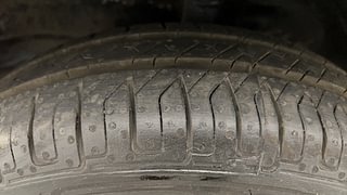 Used 2012 Maruti Suzuki Wagon R 1.0 [2010-2019] VXi Petrol Manual tyres LEFT FRONT TYRE TREAD VIEW