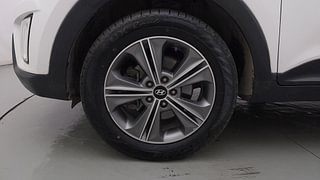 Used 2017 Hyundai Creta [2015-2018] 1.6 SX Plus Auto Petrol Petrol Automatic tyres LEFT FRONT TYRE RIM VIEW