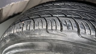 Used 2016 Honda City [2014-2017] VX CVT Petrol Automatic tyres LEFT FRONT TYRE TREAD VIEW